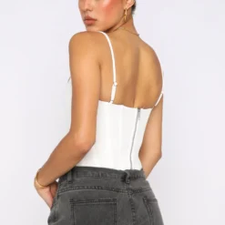 Living Large Bustier White 11 Living Large Bustier White -Cheap Vog Unique Store 01.06.22 1438