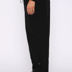 Never Blend In Pants Black -Cheap Vog Unique Store 20.09.223598