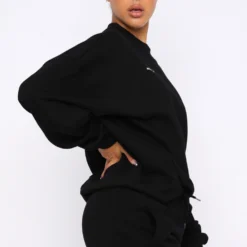 Own The Moment Sweater Black -Cheap Vog Unique Store 28.04.22 993