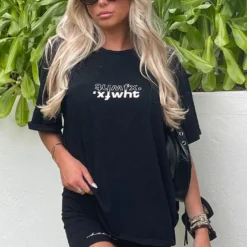 Catching Feelings Tee Black