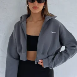 She's Effortless Cropped Hoodie Slate -Cheap Vog Unique Store SHES EFFORTLESS CROPPED HOODIE 220823 012 scaled